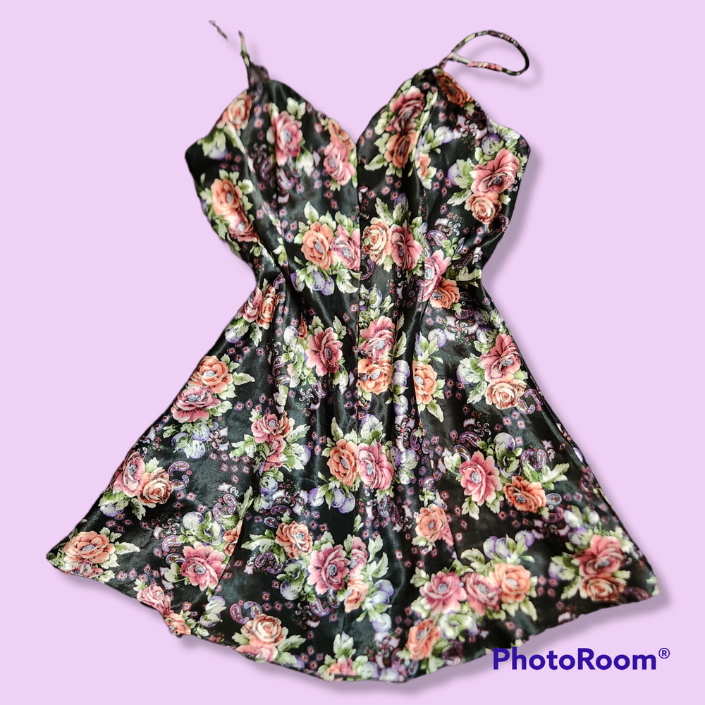 VICTORIA'S Secret medium vintage slip mini dress sleepwear silk style